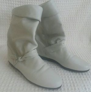 Revelations Off White Boots ( Host Pick!! )